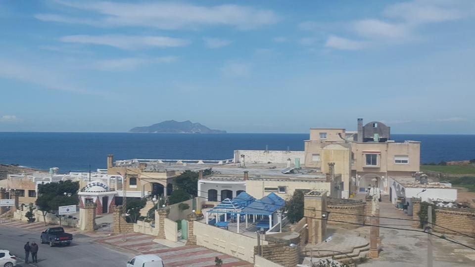 Les Grottes * Tunis